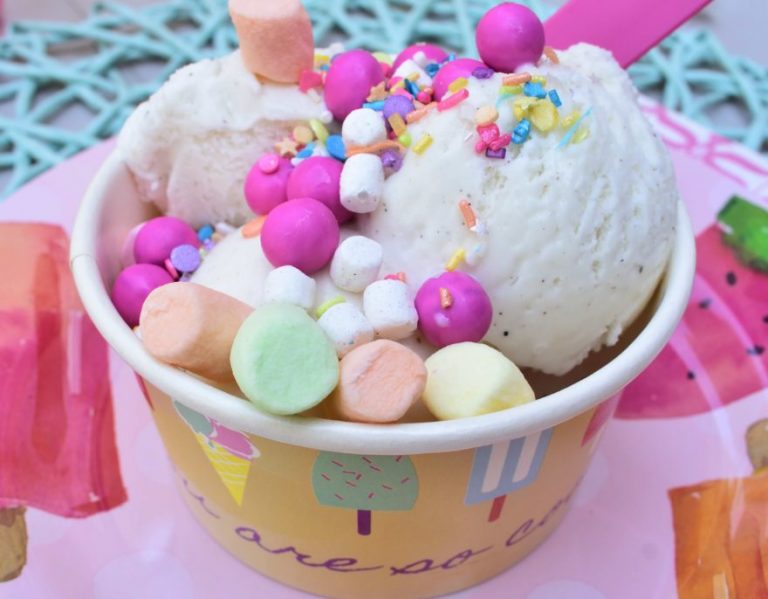 Plan The Perfect Ice Cream Party With These Ice Scream Party Supplies