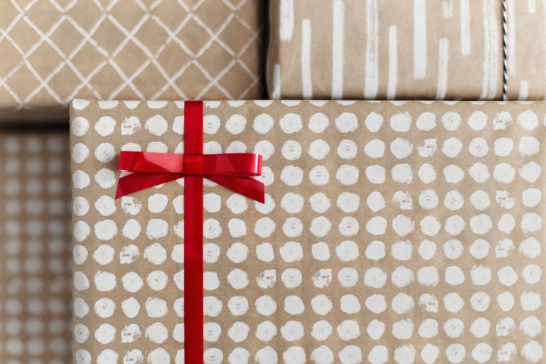 Why Your Choice of Gift Ribbon Matters and How to Select the Best One