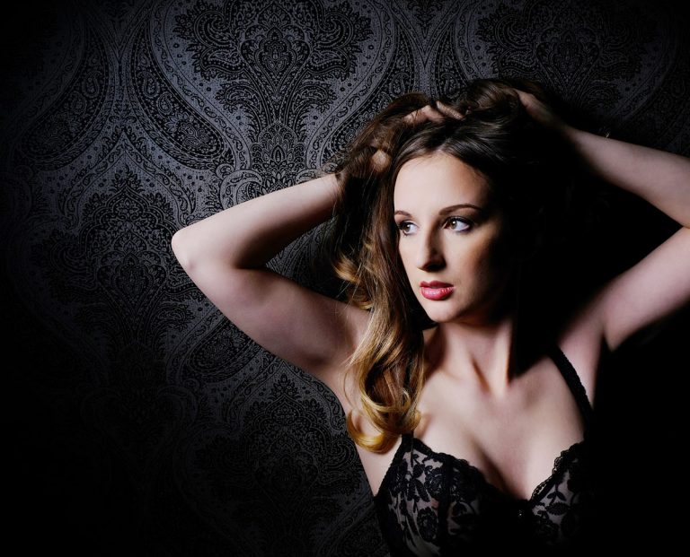 How to Choose the Right Boudoir Photographer for You
